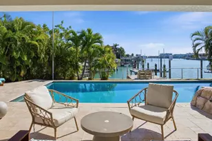 1028 79th St S, Saint Petersburg, FL 33707 - Photo 45