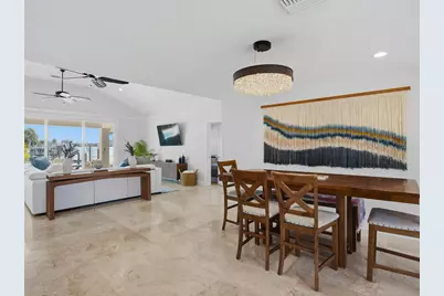 1028 79th Street S, Saint Petersburg, FL 33707 - Photo 11