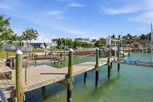 1028 79th St S, Saint Petersburg, FL 33707 - Photo 53