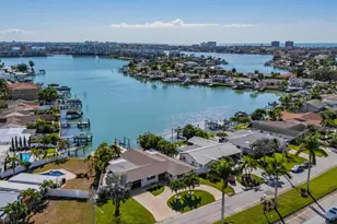 1028 79th St S, Saint Petersburg, FL 33707 - Photo 57
