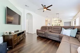 7710 Carriage Pointe Dr, Gibsonton, FL 33534 - Photo 13
