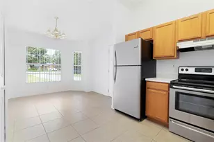 6412 Laurelwood Dr, Zephyrhills, FL 33542 - Photo 23