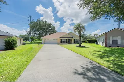 6412 Laurelwood Drive, Zephyrhills, FL 33542 - Photo 19
