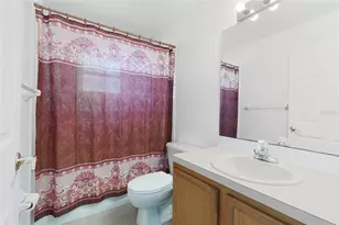 6412 Laurelwood Dr, Zephyrhills, FL 33542 - Photo 17