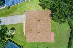 6412 Laurelwood Dr, Zephyrhills, FL 33542 - Photo 49
