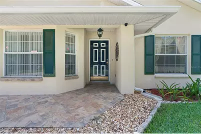 6412 Laurelwood Drive, Zephyrhills, FL 33542 - Photo 5