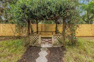 8171 37th Ave N, Saint Petersburg, FL 33710 - Photo 37