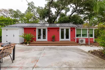 3001 51st Street S, Gulfport, FL 33707 - Photo 23