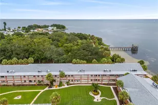 650 Pinellas Point Dr S, Saint Petersburg, FL 33705 - Photo 23