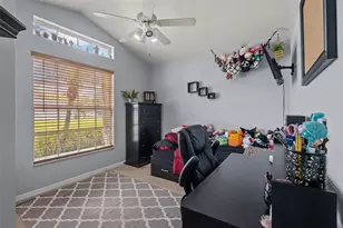 4940 Hidden Hills Ln, Wesley Chapel, FL 33545 - Photo 21