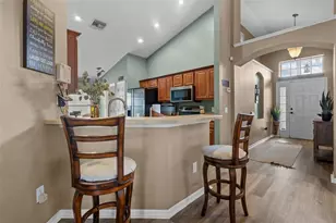 4940 Hidden Hills Ln, Wesley Chapel, FL 33545 - Photo 5