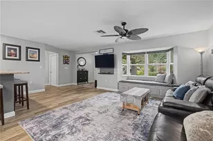 1706 Avoca Dr, Tarpon Springs, FL 34689 - Photo 11
