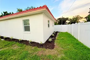 1500 77th St N, Saint Petersburg, FL 33710 - Photo 23