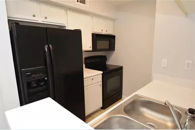 8643 Mallard Reserve Drive #104, Tampa, FL 33614 - Photo 7