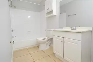8643 Mallard Reserve Dr, Tampa, FL 33614 - Photo 35
