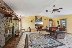 5318 Sandra Dr, Weeki Wachee, FL 34607 - Photo 13