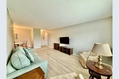 3575 Gulf Boulevard #202, Saint Petersburg, FL 33706 - Photo 7