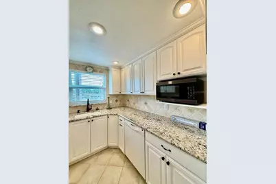 3575 Gulf Boulevard #202, Saint Petersburg, FL 33706 - Photo 17