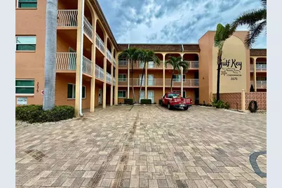 3575 Gulf Boulevard #202, Saint Petersburg, FL 33706 - Photo 3