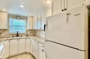 3575 Gulf Blvd, Saint Petersburg, FL 33706 - Photo 15
