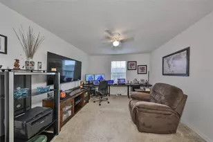 5311 New Friendship Pl, Tampa, FL 33619 - Photo 21