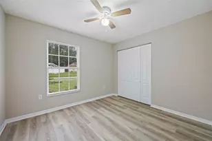 643 Lakemont Dr, Brandon, FL 33510 - Photo 11