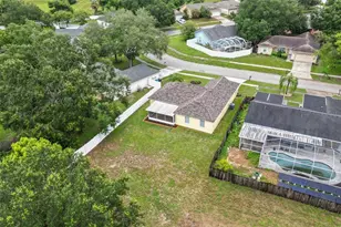643 Lakemont Dr, Brandon, FL 33510 - Photo 43