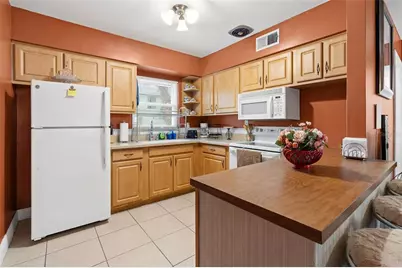 2309 W Cluster Avenue, Tampa, FL 33604 - Photo 7