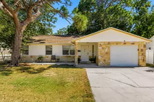 518 62nd Ave NE, Saint Petersburg, FL 33702 - Photo 1