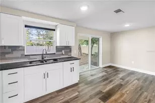 518 62nd Ave NE, Saint Petersburg, FL 33702 - Photo 15
