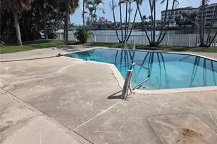 4000 Belle Vista Dr, Saint Petersburg, FL 33706 - Photo 55