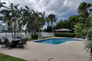 4000 Belle Vista Dr, Saint Petersburg, FL 33706 - Photo 3