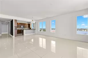 1325 Snell Isle Blvd NE, Saint Petersburg, FL 33704 - Photo 7