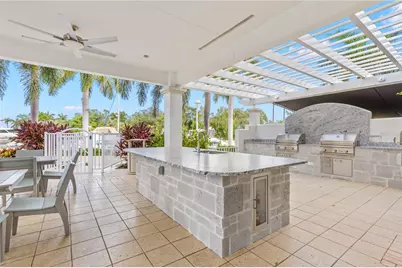 1325 Snell Isle Boulevard NE #812, Saint Petersburg, FL 33704 - Photo 23