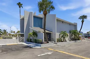 175 Medallion Blvd, Madeira Beach, FL 33708 - Photo 27