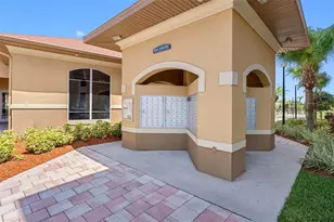 4323 Bayside Village Dr, Tampa, FL 33615 - Photo 9