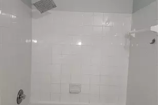 4323 Bayside Village Dr, Tampa, FL 33615 - Photo 27