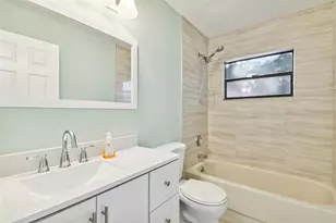 1010 Riflecrest Ave, Valrico, FL 33594 - Photo 13