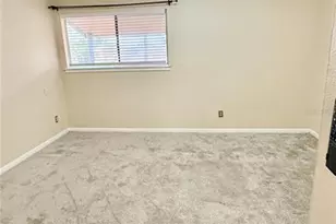 6310 Newtown Cir, Tampa, FL 33615 - Photo 21