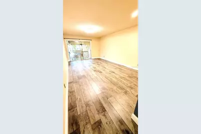 6310 Newtown Circle #10C1, Tampa, FL 33615 - Photo 5
