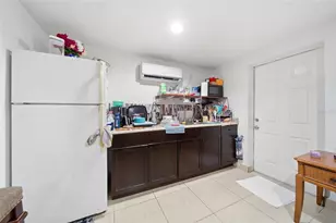 8901 N Oregon Ave, Tampa, FL 33604 - Photo 23