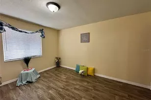 202 Red Maple Pl, Brandon, FL 33510 - Photo 25