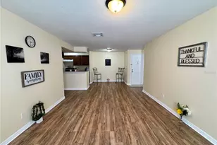 202 Red Maple Pl, Brandon, FL 33510 - Photo 13