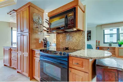 3820 Gulf Boulevard #608, Saint Pete Beach, FL 33706 - Photo 15