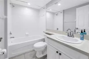 960 Starkey Rd, Largo, FL 33771 - Photo 9