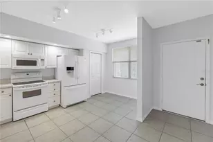 960 Starkey Rd, Largo, FL 33771 - Photo 27