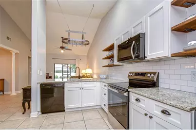 2512 Wrencrest Circle, Valrico, FL 33596 - Photo 11