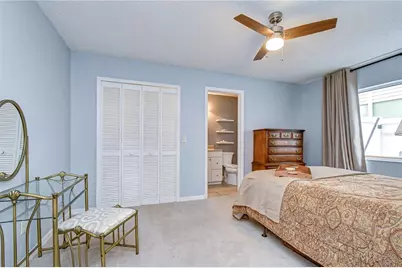 2512 Wrencrest Circle, Valrico, FL 33596 - Photo 17