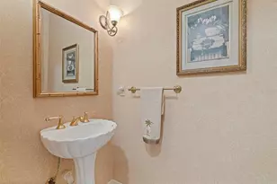 2000 Bayview Dr, Tierra Verde, FL 33715 - Photo 43