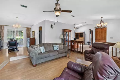 4803 Lynn Oaks Circle, Dover, FL 33527 - Photo 5